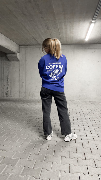 coffee club sweater, blauer sweater mit weißem print "nothing but coffee", Rückenansicht